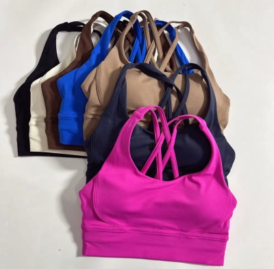 Топ спортивный StrongHold - купить в Арышхазде